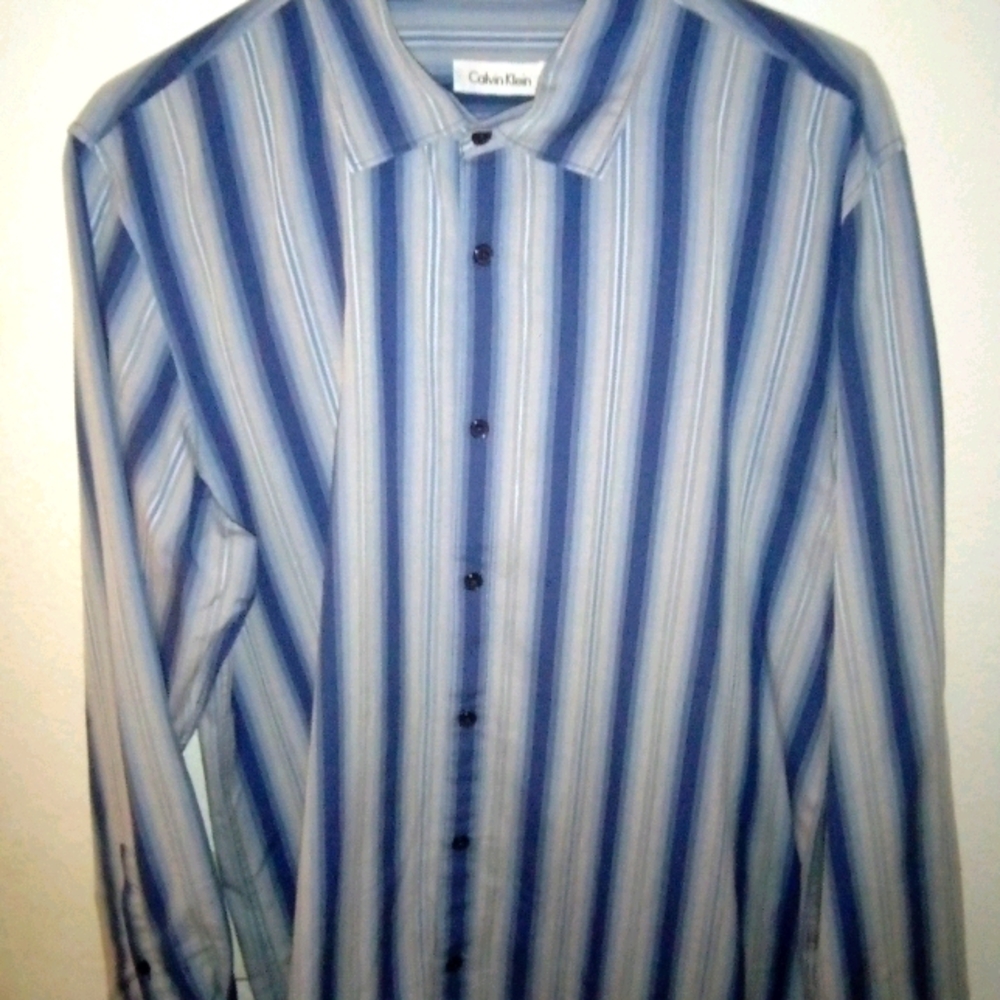 Button up long sleeve dress shirt , lightweight